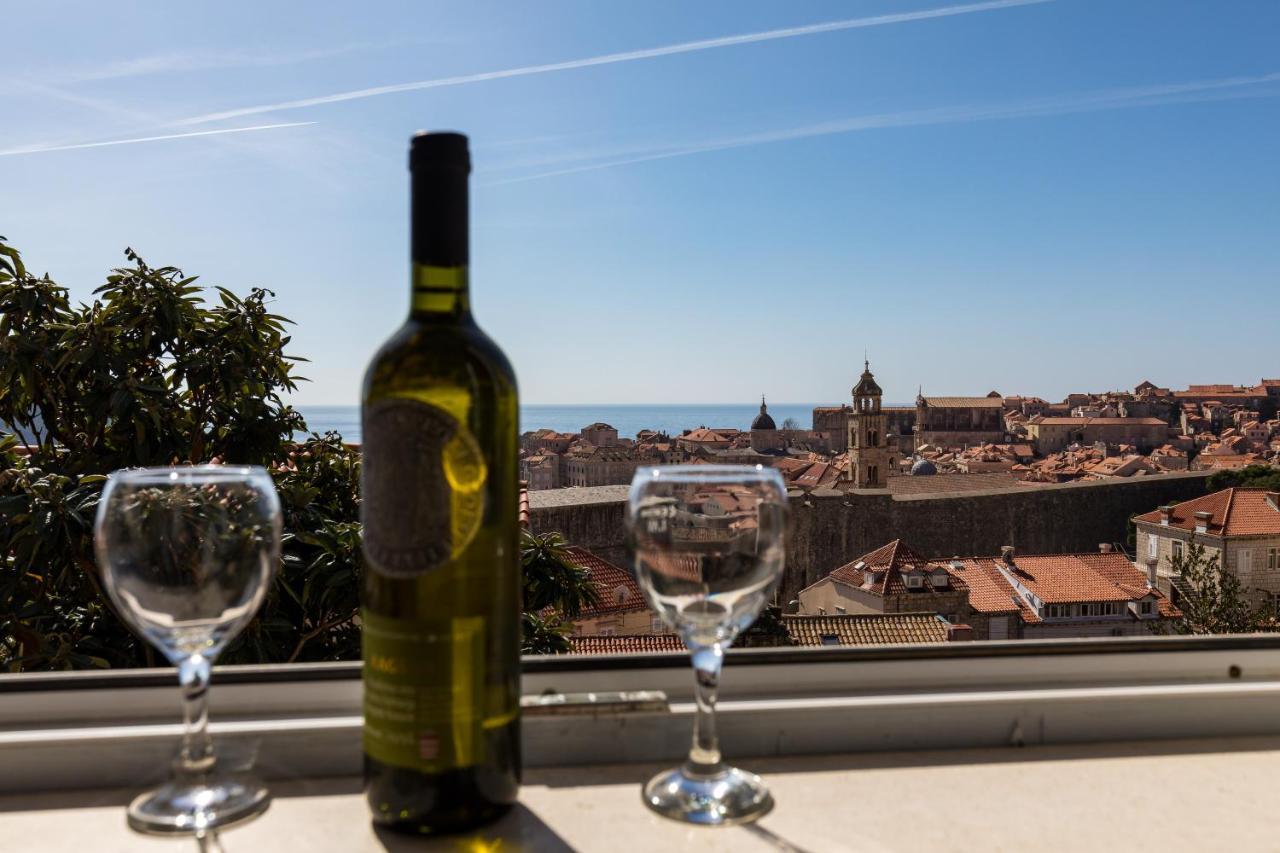 Red Wine Apartments 2