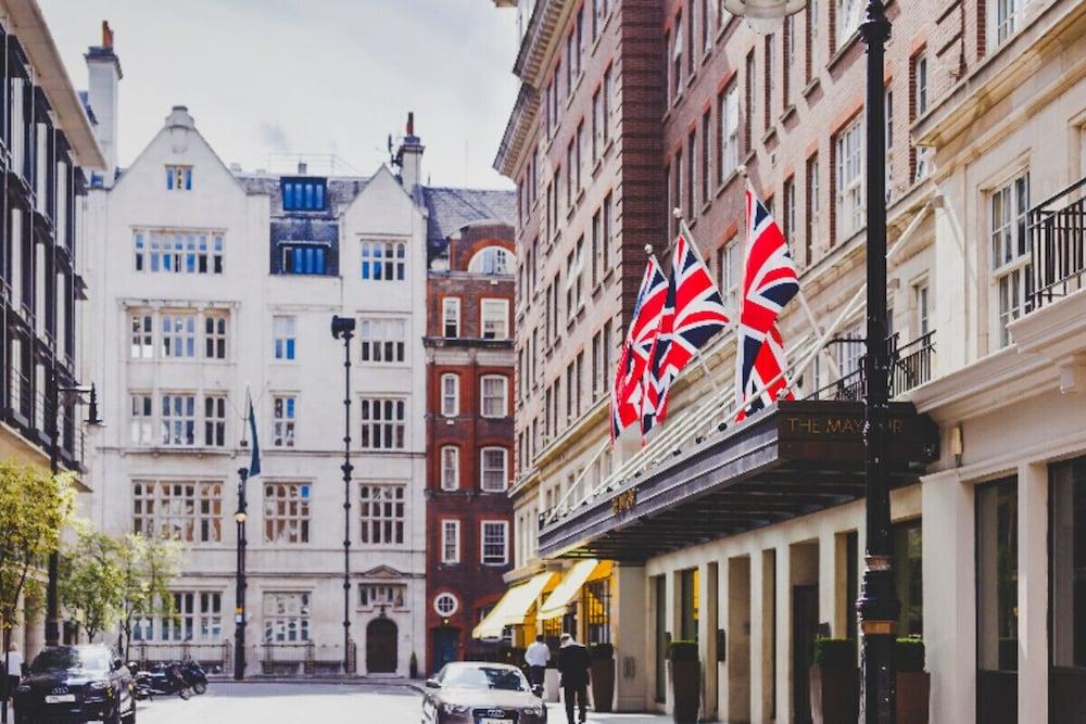 The Soho Loft - Elegant & Modern 1bdr in Soho