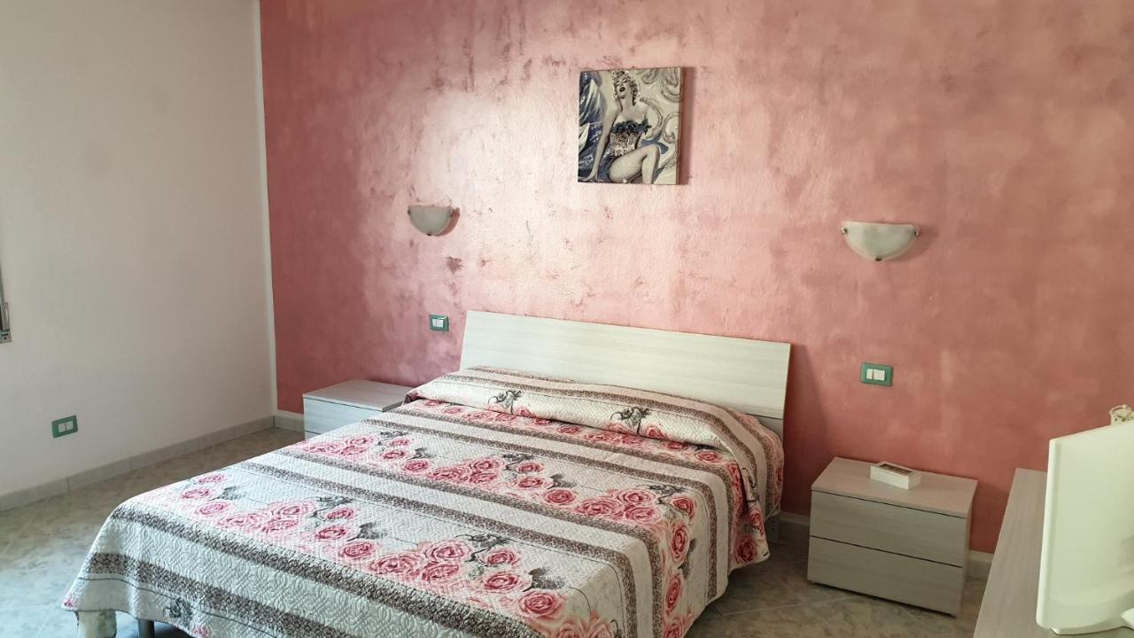 Il Nespolo , Vicino Alle Spiagge, Per Coppie E Famiglie 1