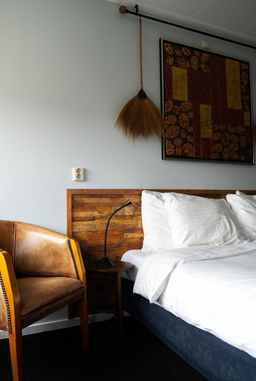 Misc Eatdrinksleep (Adults only) 2