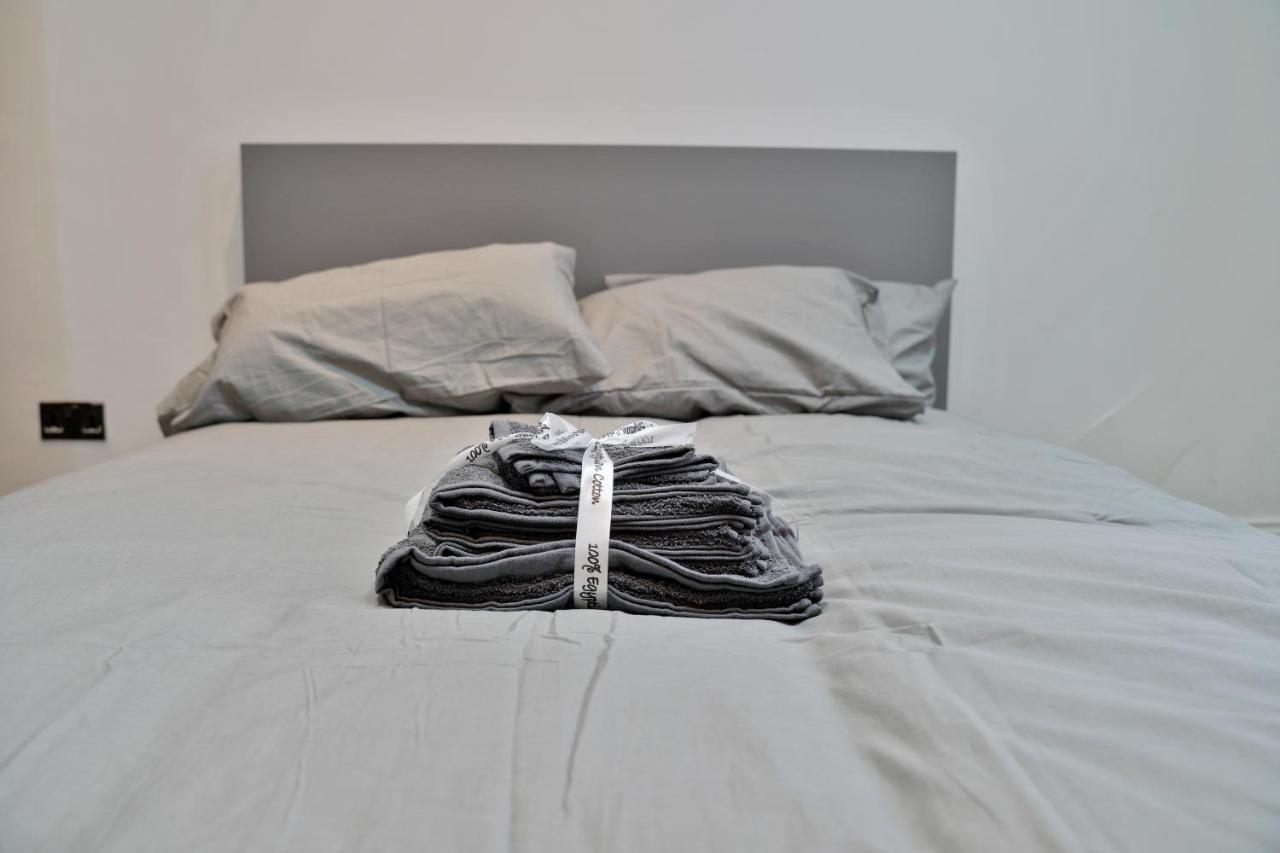 5b Belvedere Buildings