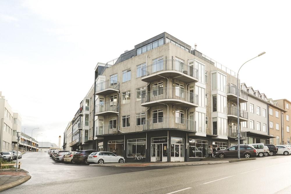 B2 Apartments by Ylma