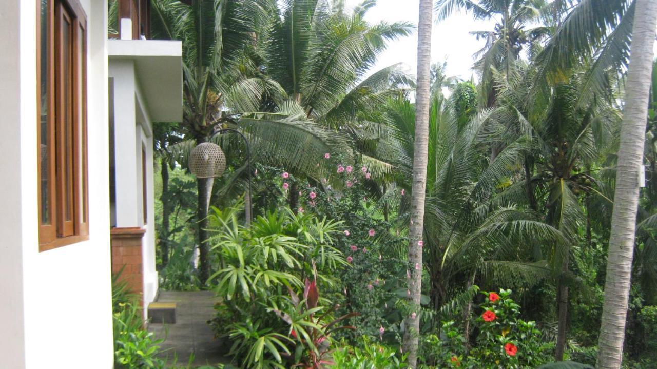 Mahanadewi Villa 2