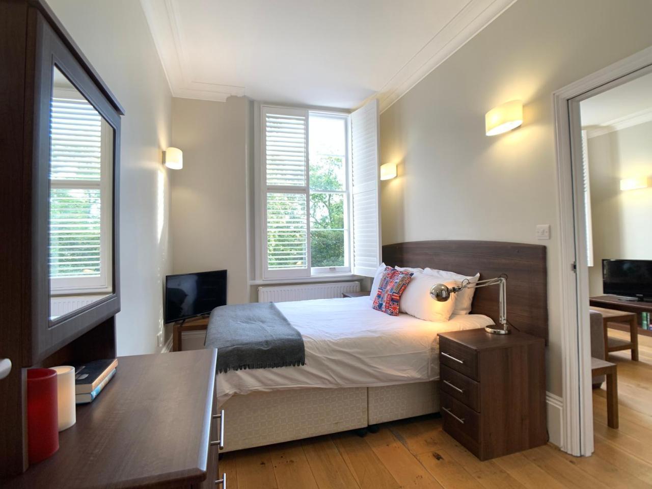 Queen Victoria Apartments 1