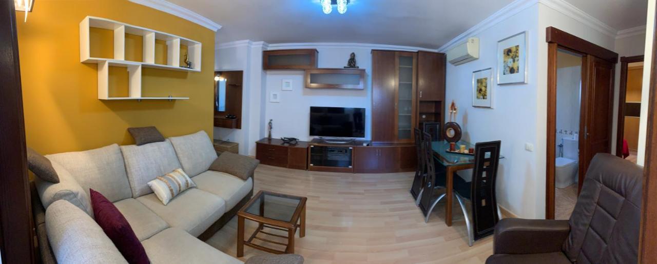 Estancia Frente Al Estadio Y Ramblas 1