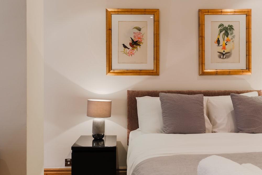 Stayinn Monument Street 1