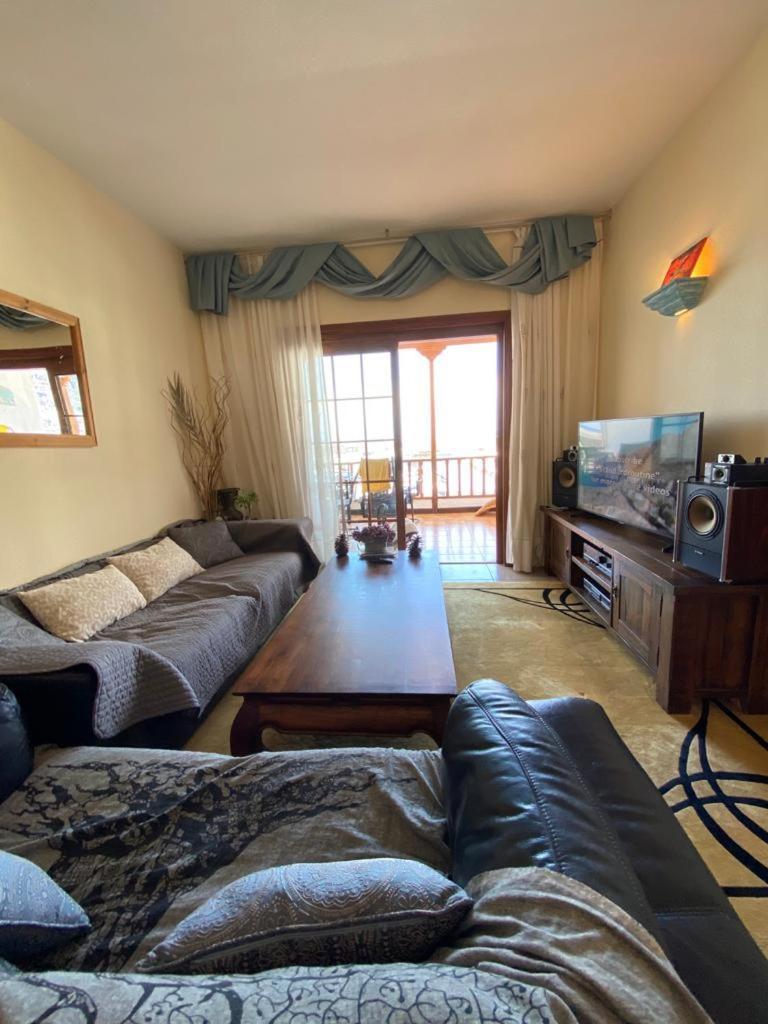 Los Gigantes Marina, Water Front 1