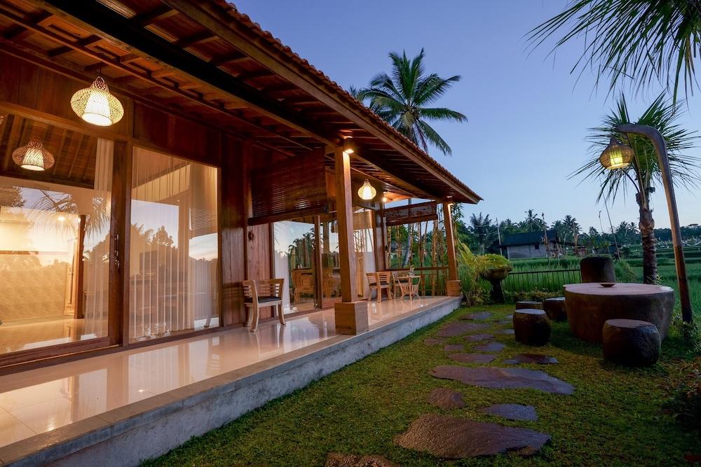 Dukuh Sebatu Resort & Villa 1