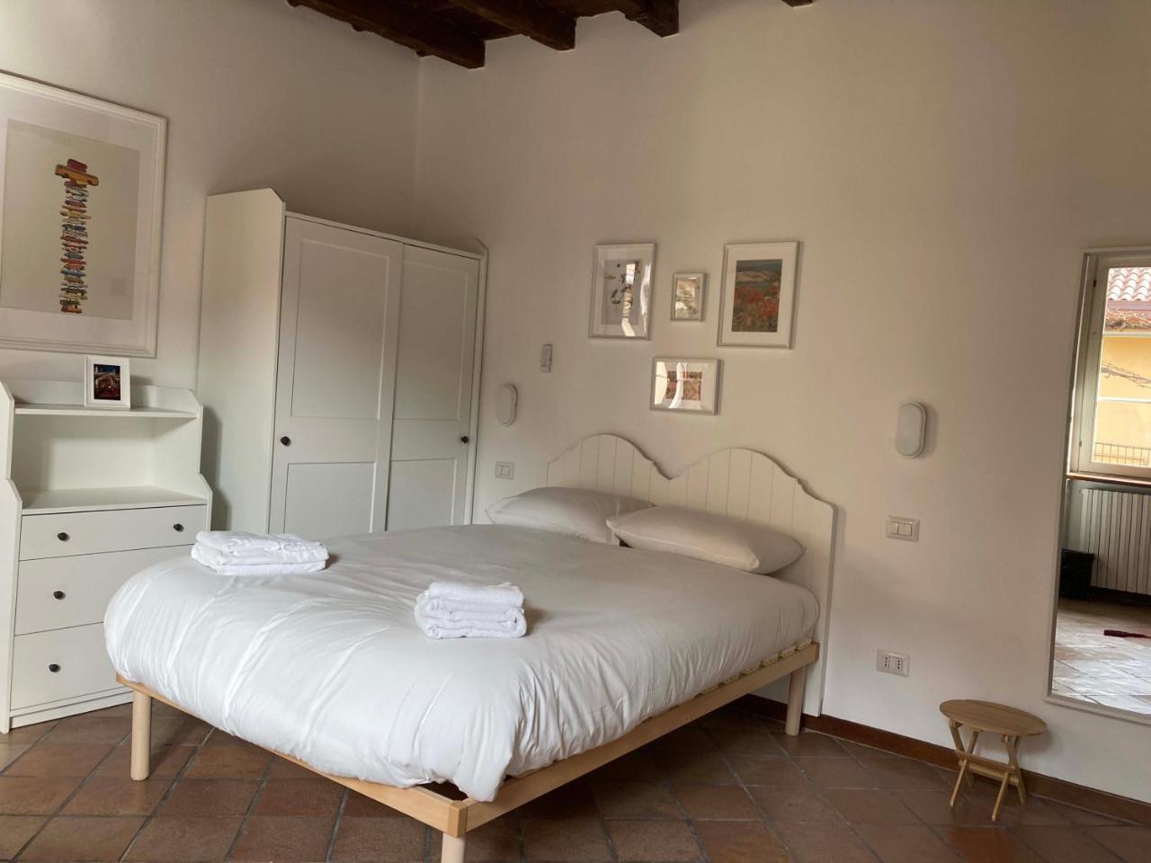 Bnbutler - Alzaia Naviglio Grande - Your Nest in the Most Romantic District in Milan 2