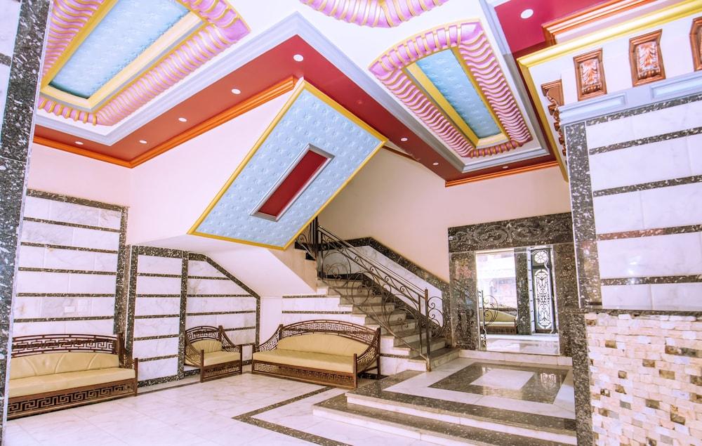 Sheraton Plaza - Central Hurghada by the New Marina 1