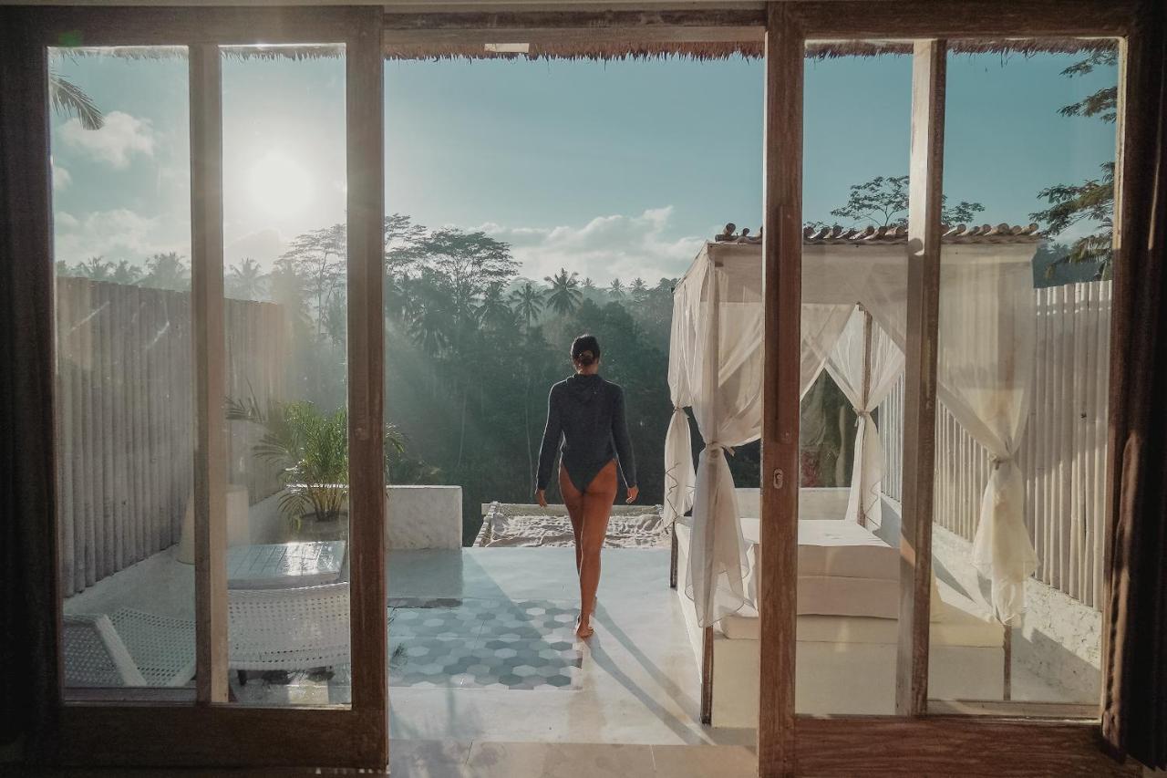 Woywoy Escape Bresela Adults Only 1