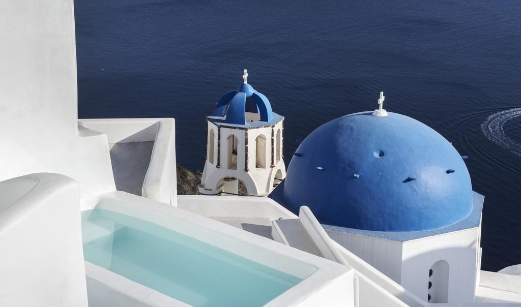 Sophia Oia & Finikia 1