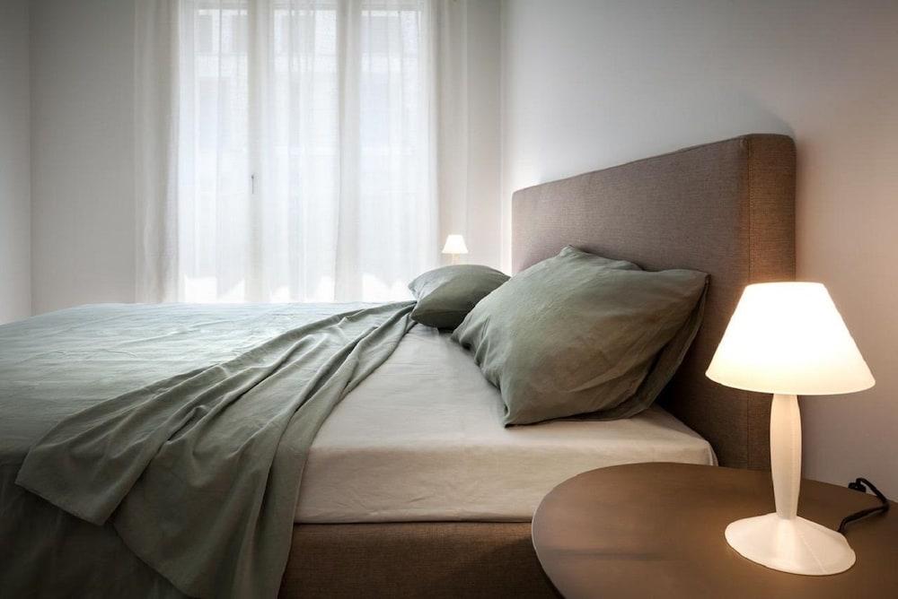 Number House - Number 19 2