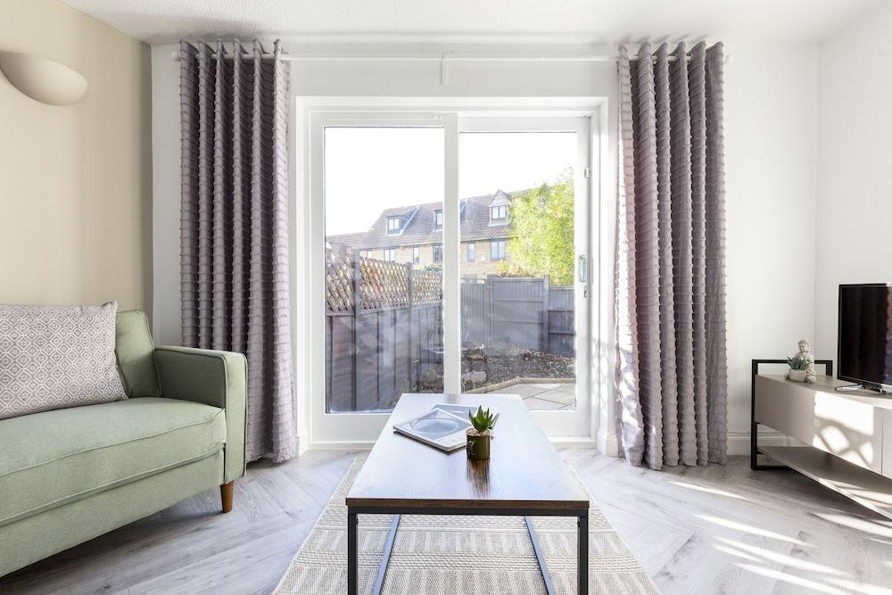 The Rotherhithe Apartments