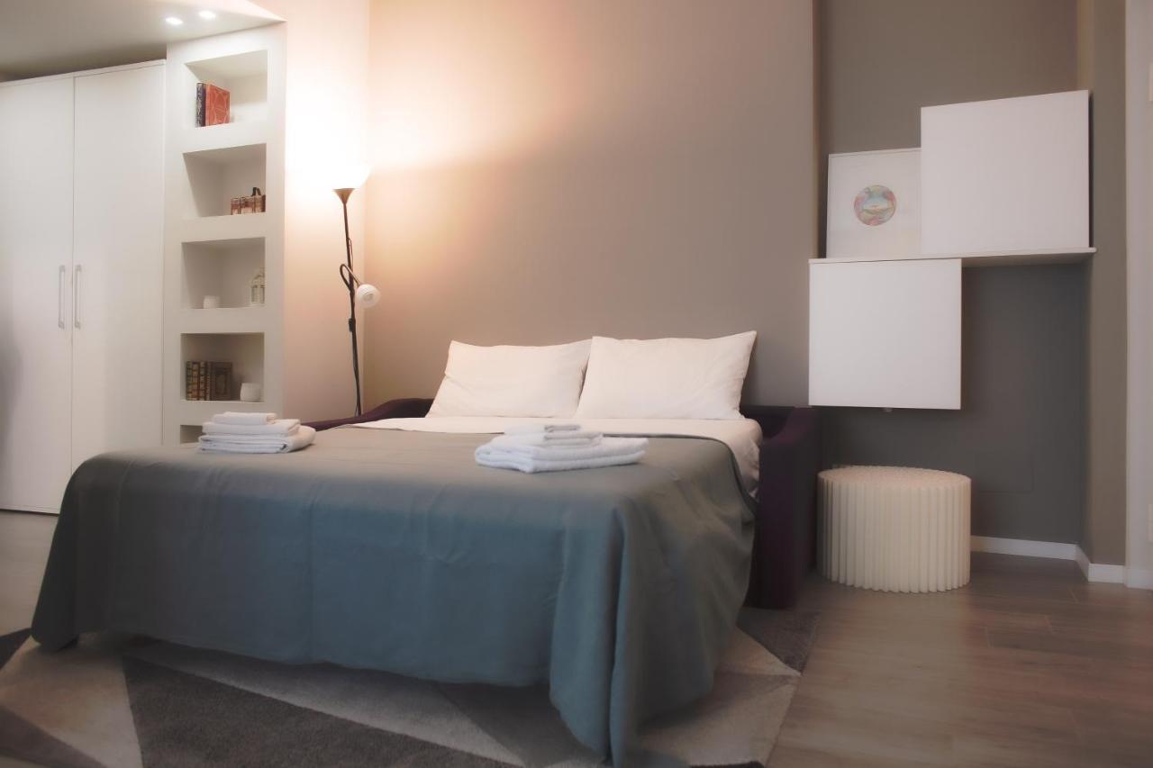 Bnbutler - Aquileia - Bilocale a Due Passi Da Navigli E Museo Scienza (Adults Only) 1