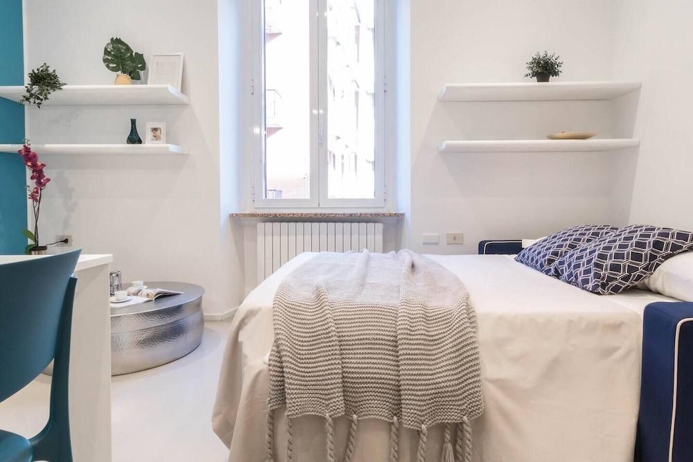 Joivy Smart Apartment Near S.Agostino Metro 1