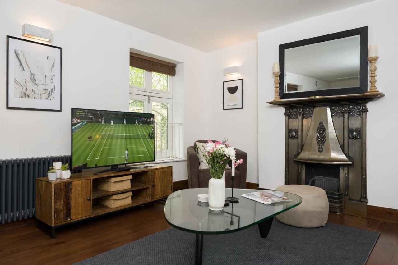 Best Location 2 Bedr, 3 Beds, Covent Grdn, China Town 1