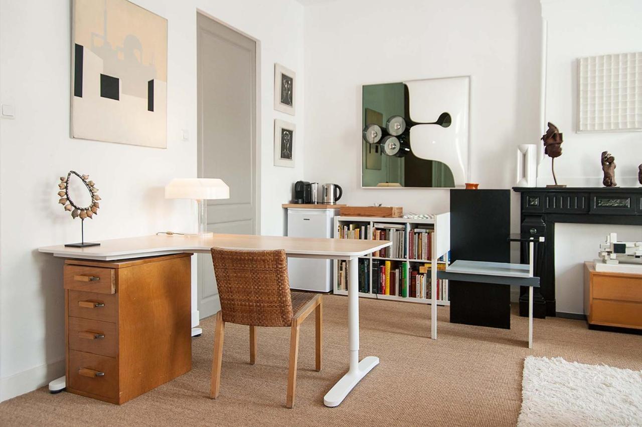 The Market Retreat 1