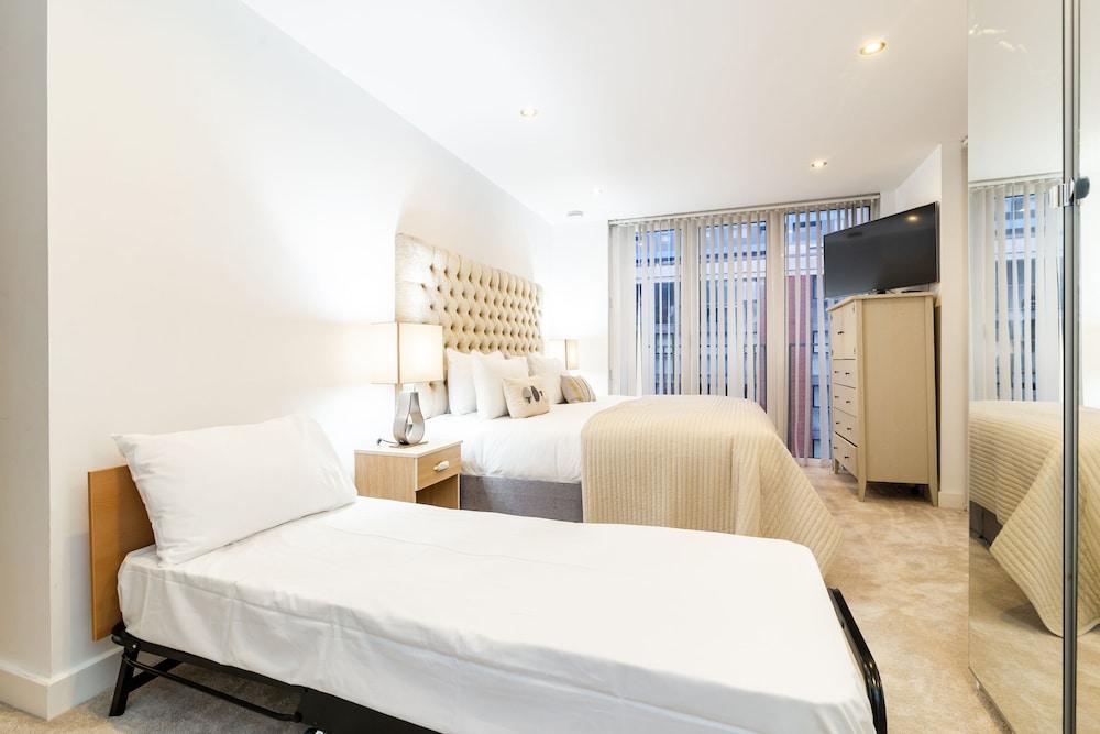 Waterside Bliss  Austin David Apartments 2