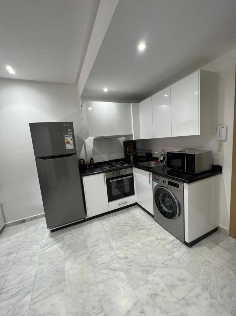 Palace B Av Hassan II Marrakech 40000-Specious Unit#7 2