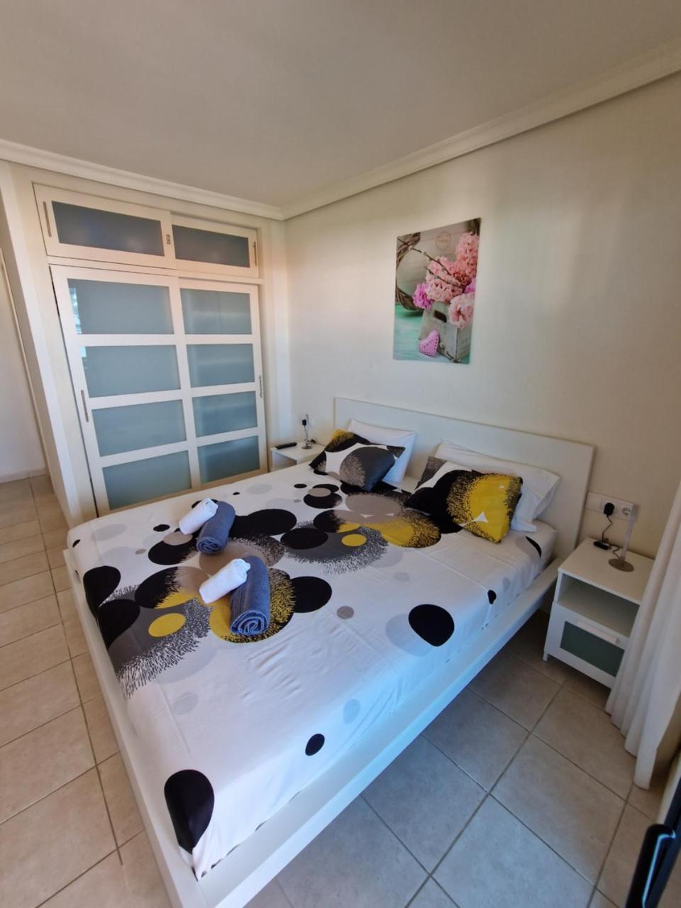 Large Terrace with Views on the Cliffs at Balcon de Los Gigantes 2