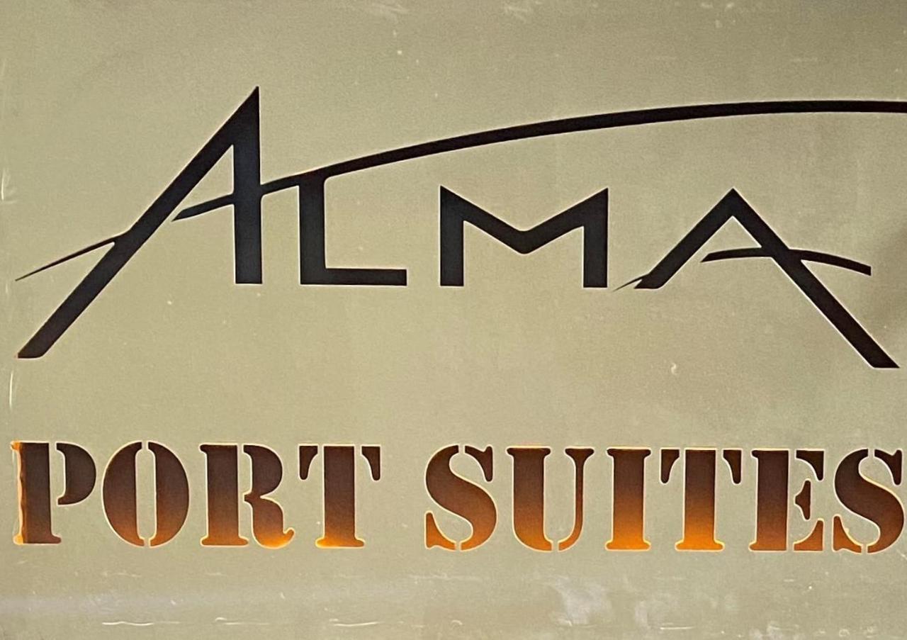 Alma Port Suites 1