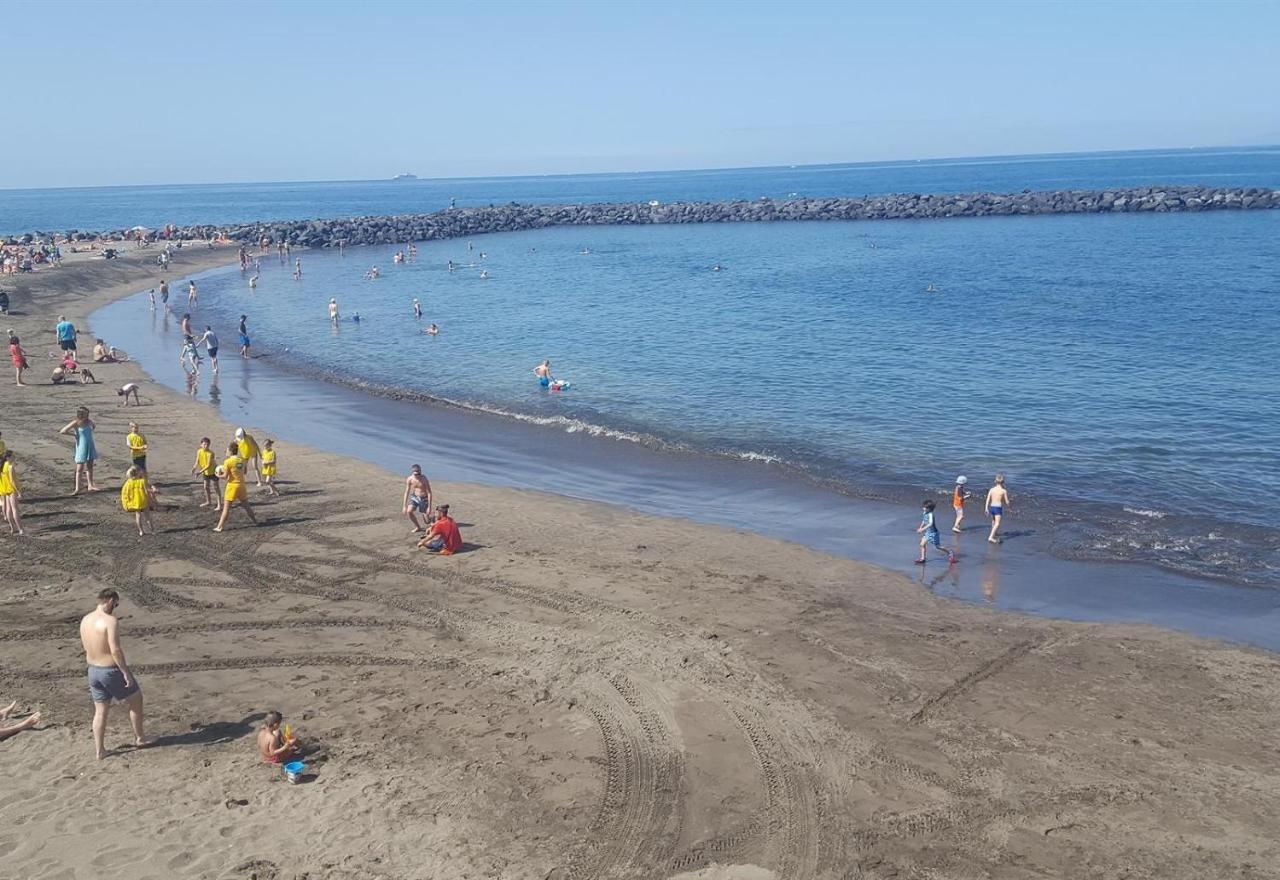 Las Americas Beach Apartment 2