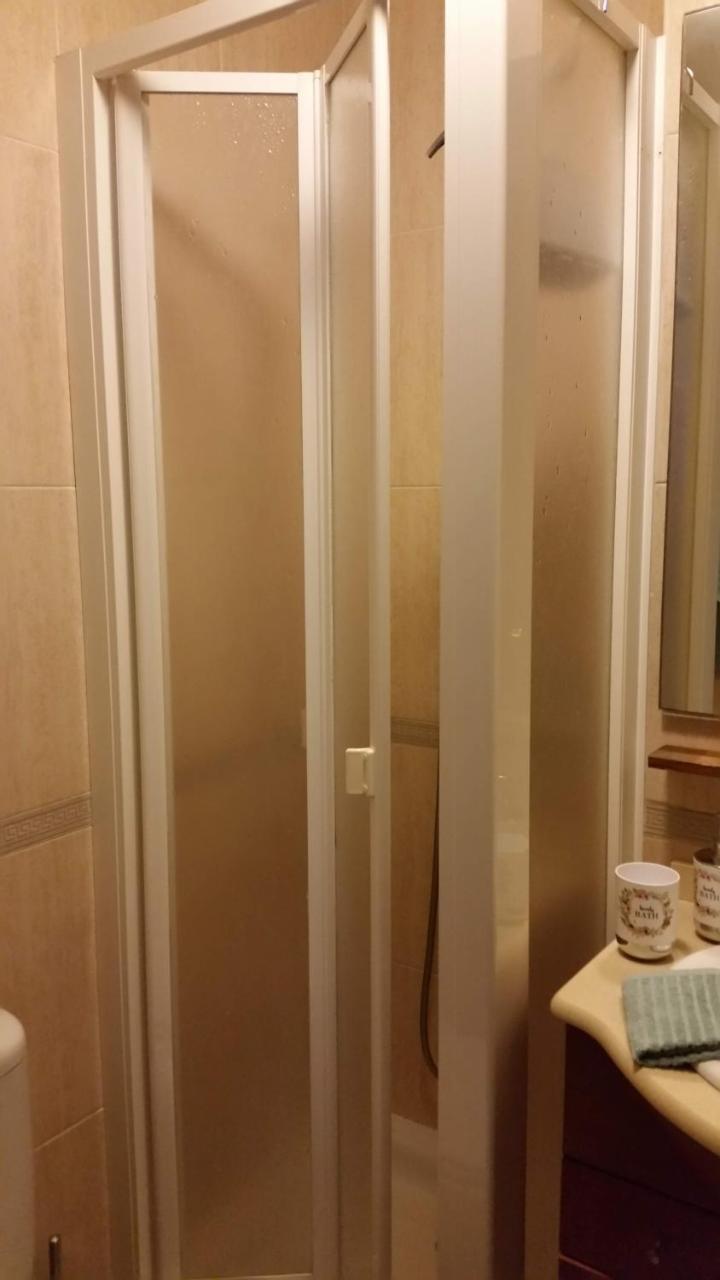 Habitacion Con Bano Privado (Adults Only) 1