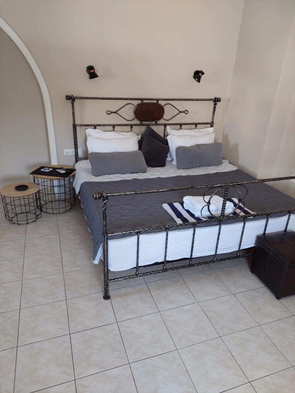 Sun Stories Suites 1