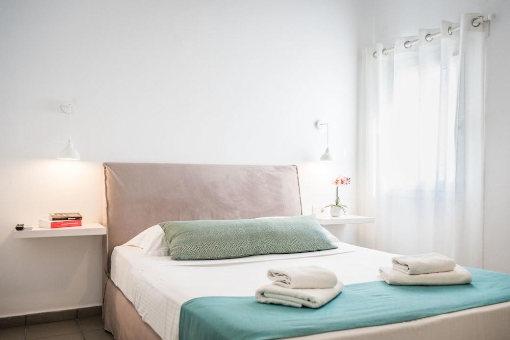 Hotel Sofia Santorini 2