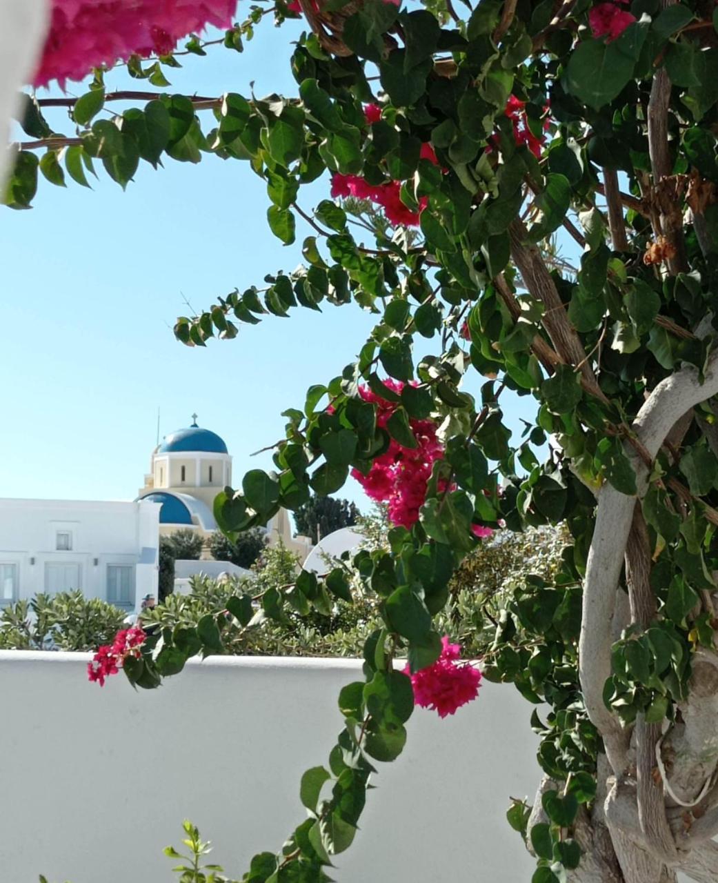 Sensia Luxury Studio with Hot Tub 1