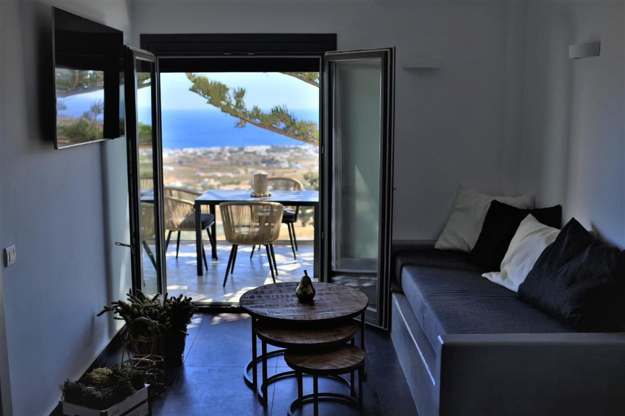 A Lux Villas Santorini 2