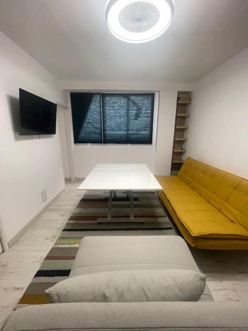 Renovated Modern Apartment in the City Center 1