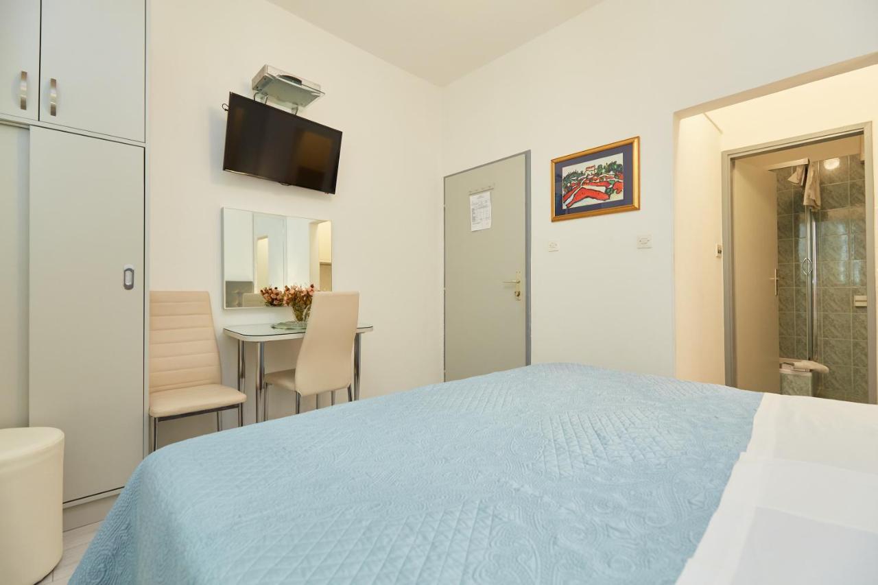 Apartment Rose Garden (Adults Only) 2