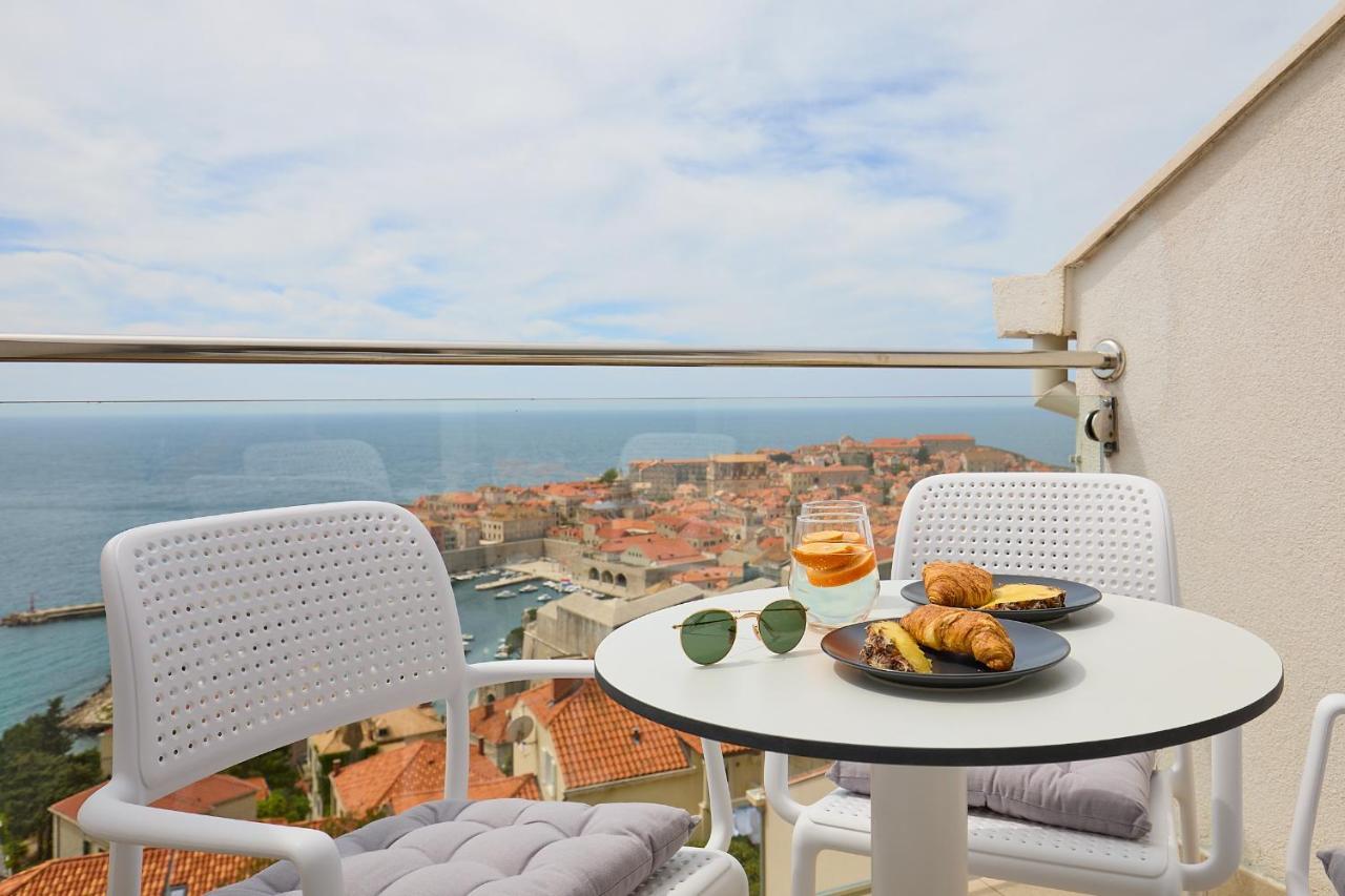 Hedera Estate, Hedera A32 2