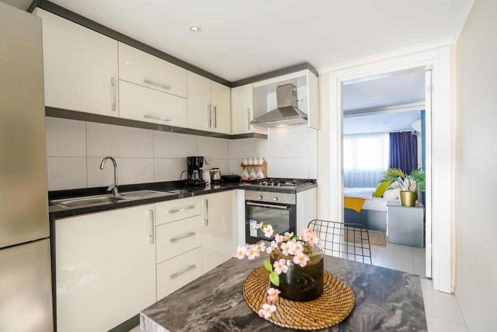 Missafir Superb Flat Near Hadrian S Gate 2