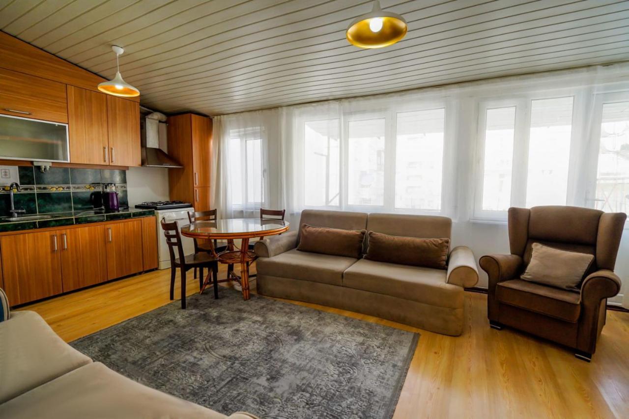 Serene Flat Close To Beach in Muratpasa