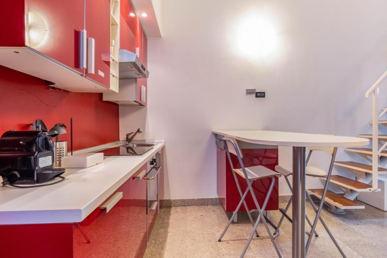 Easylife - Accogliente Monolocale in Via Torino, Posizione Perfetta Per Scoprire la Citta (Adults Only) 1