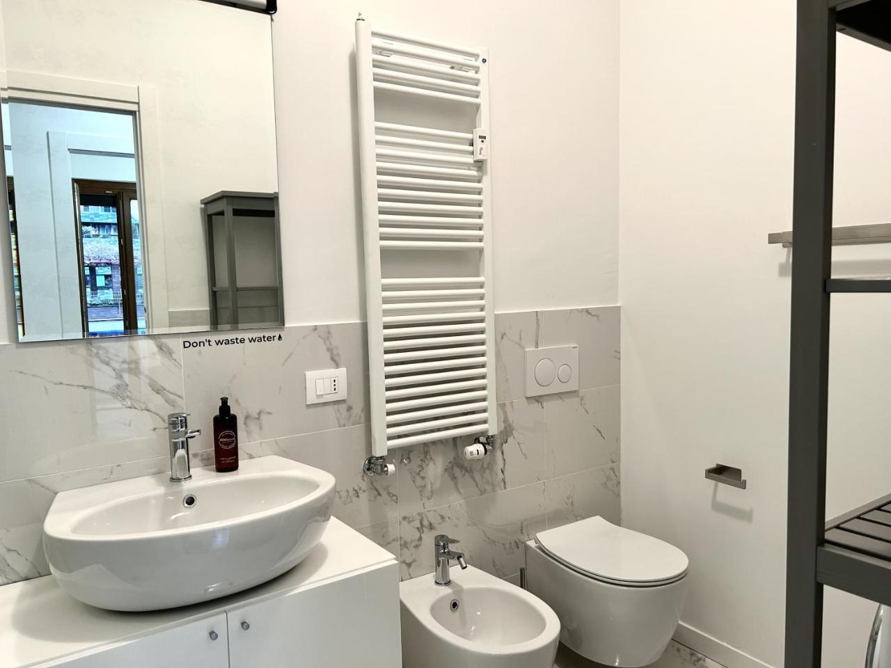 Relstay - Citylife - 2br (Adults Only) 1