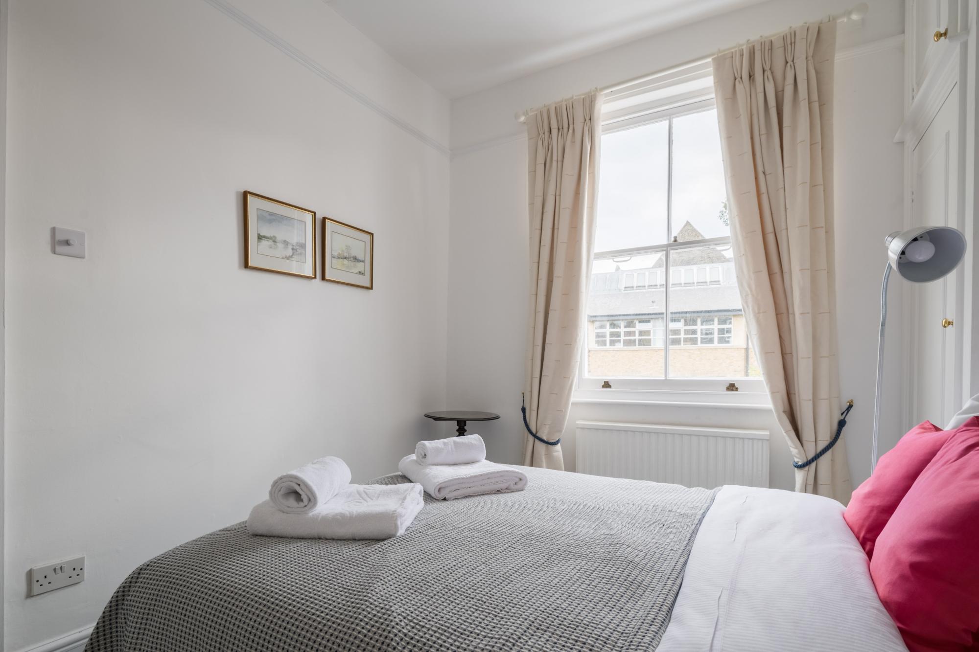 Stylish Sloane Square Home Close To Victoria 1