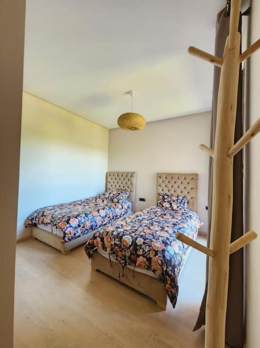 Appt Vue Golf Et Atlas