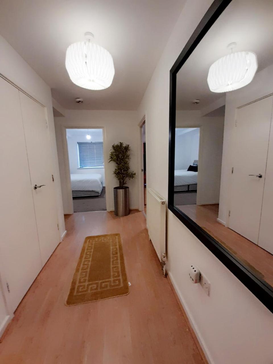 Docklands 2 Bedroom 2 Bath