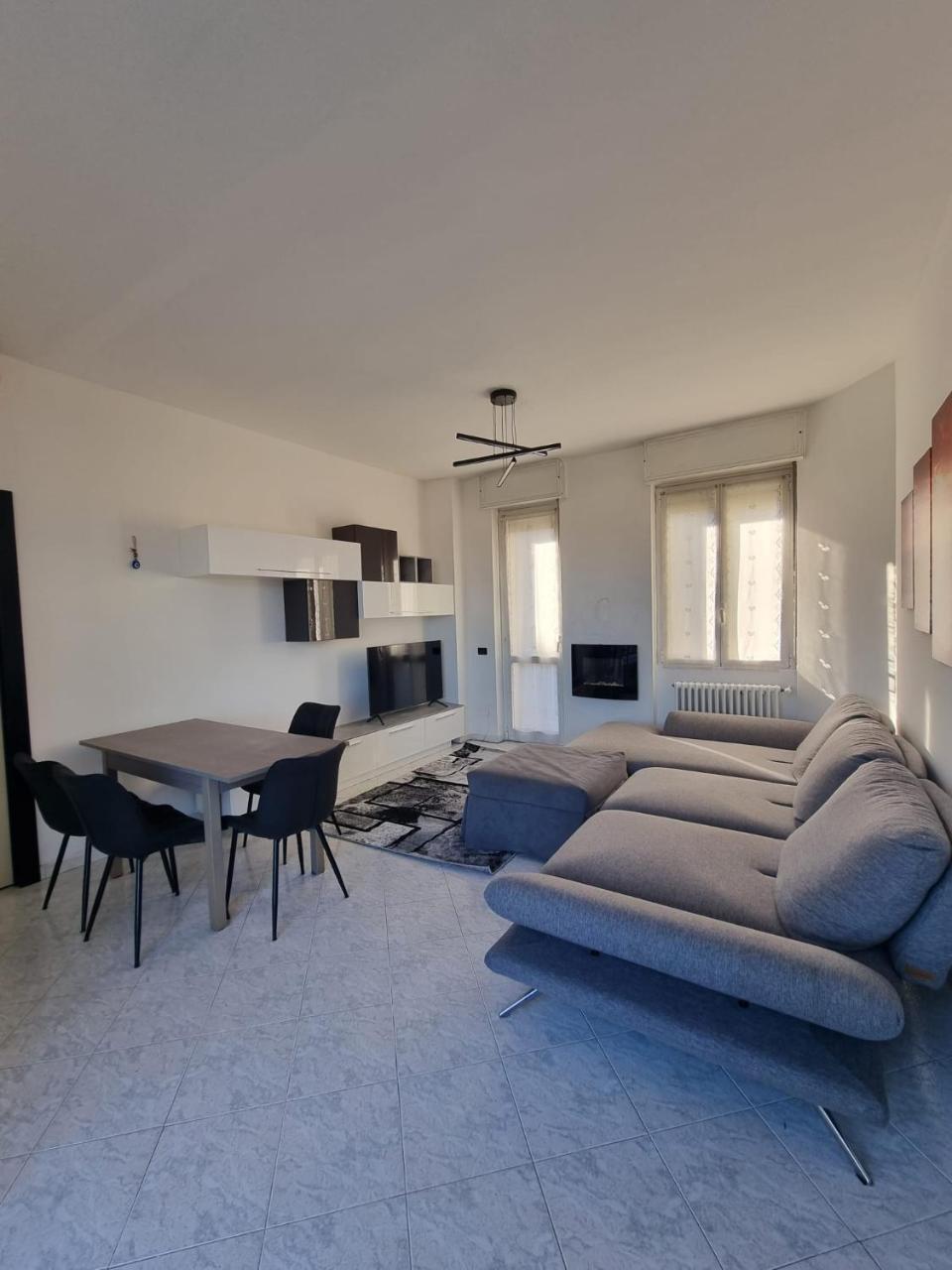 Spazioso Appartamento Con Terrazzo Navigli , Bocconi 1