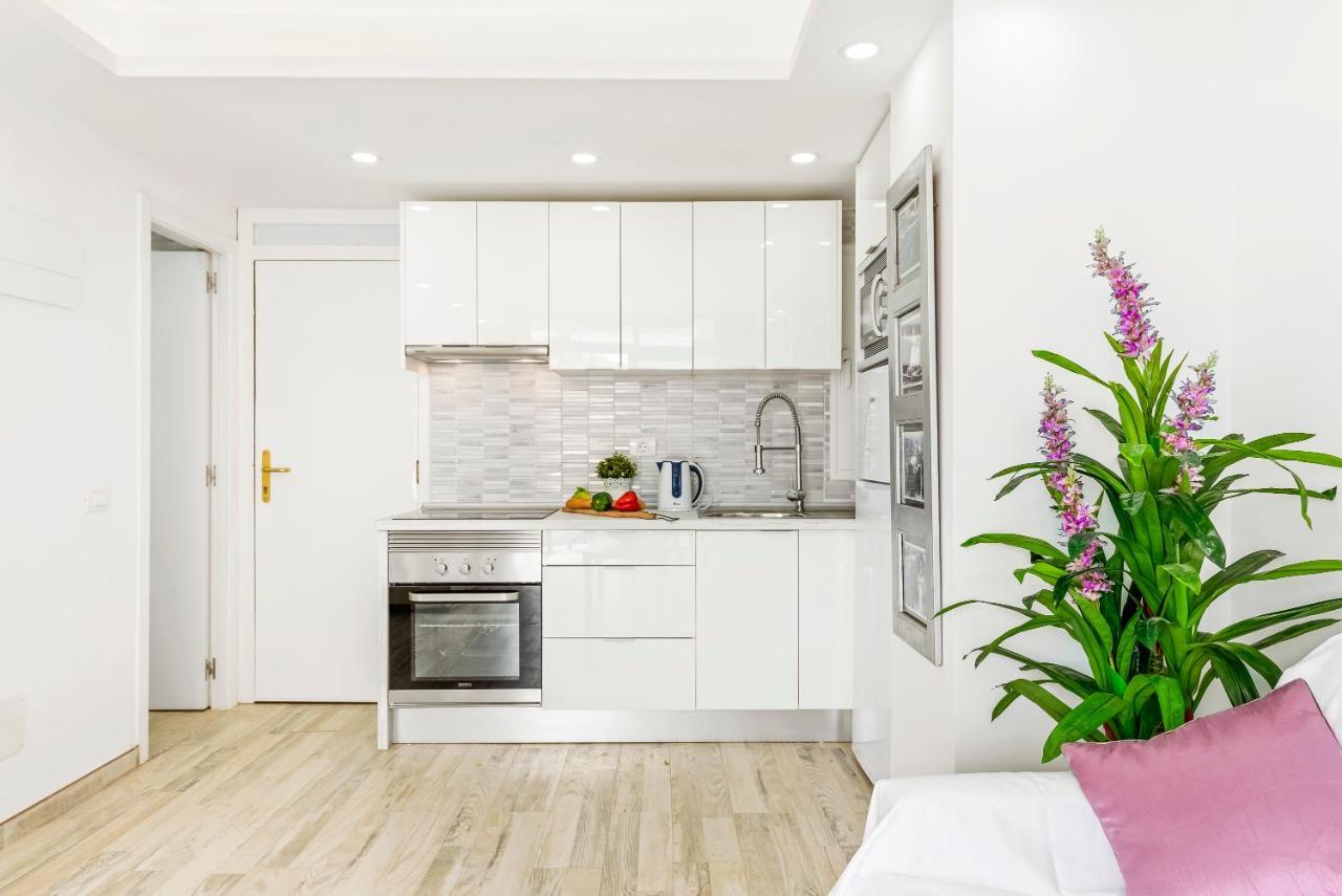 Stylish Apartment in las Americas 1