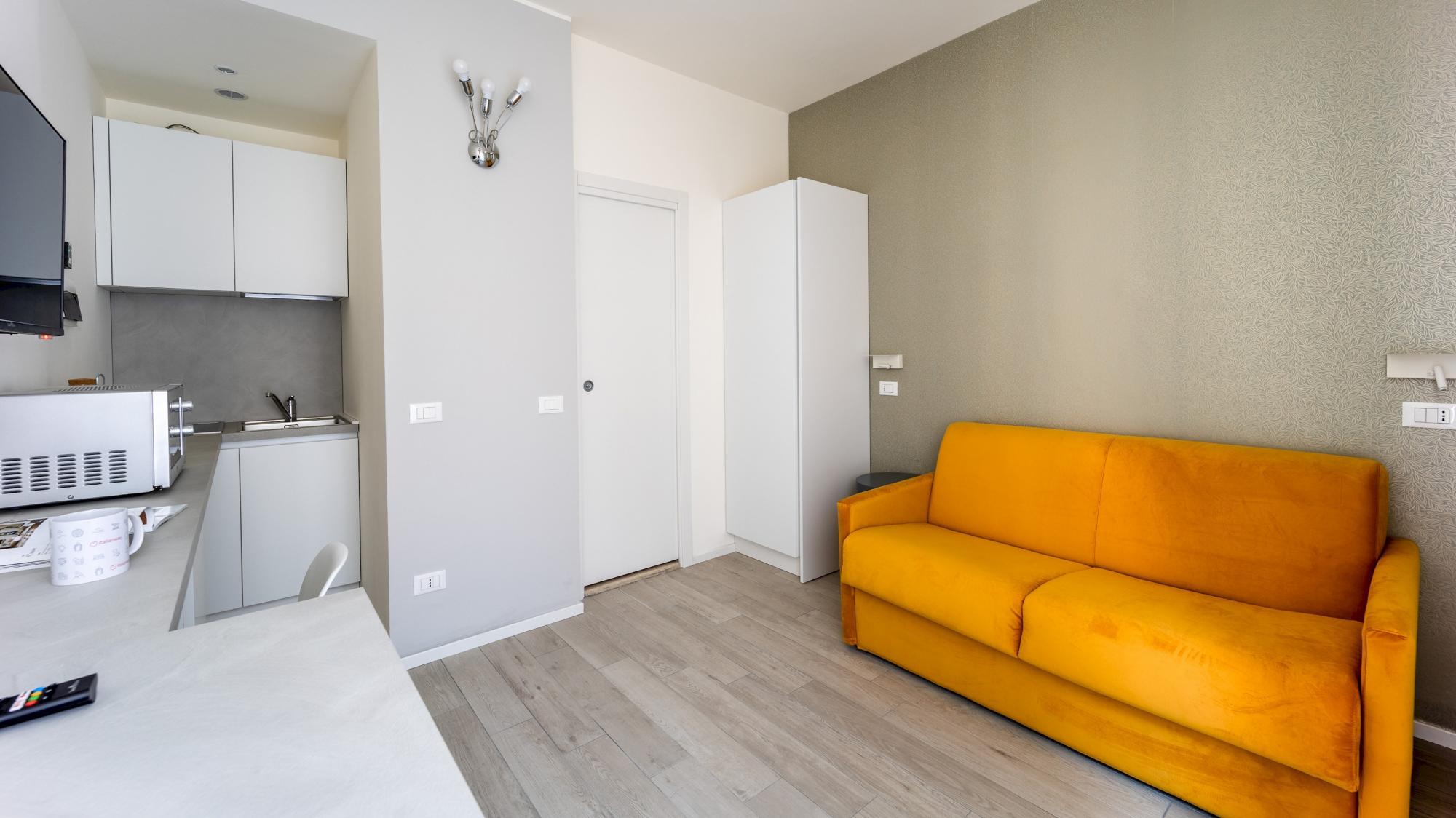 Italianway - the B Village Business - 30