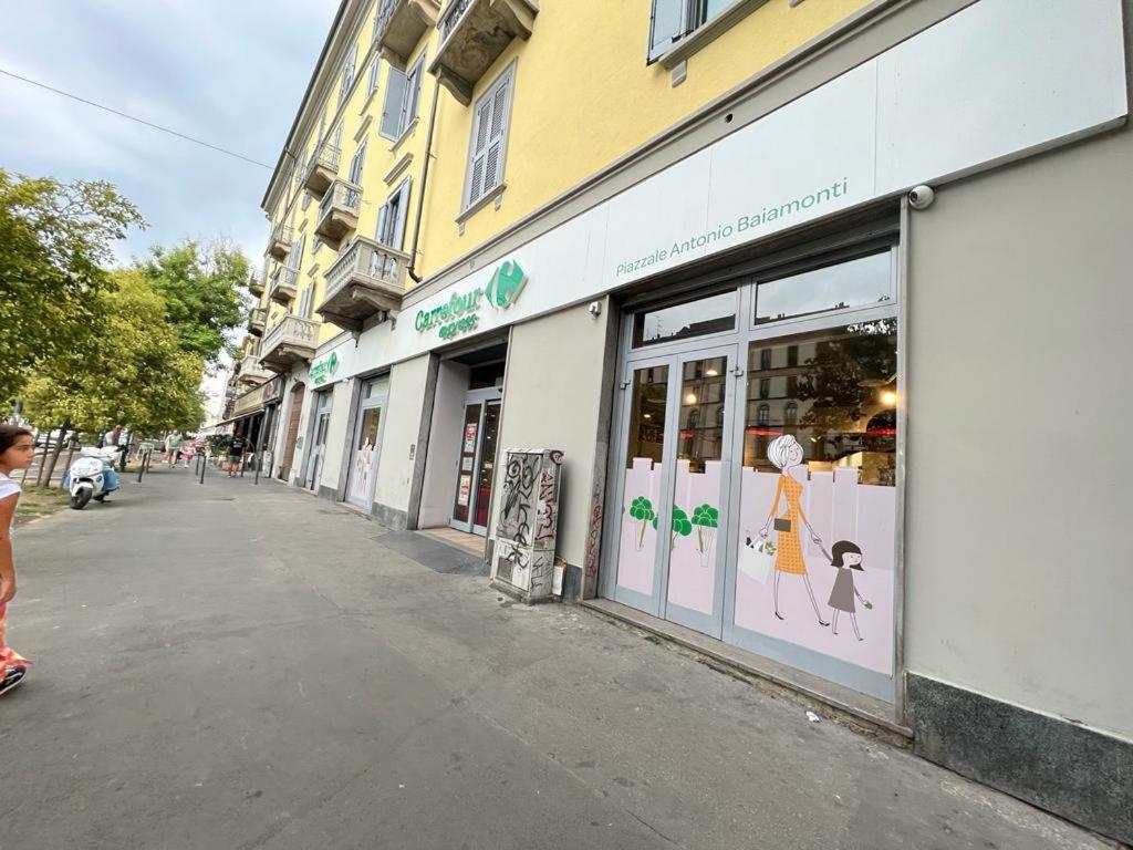 Kibilu - Piazzale Baiamonti - Brera - Centro Citta - Isola 2