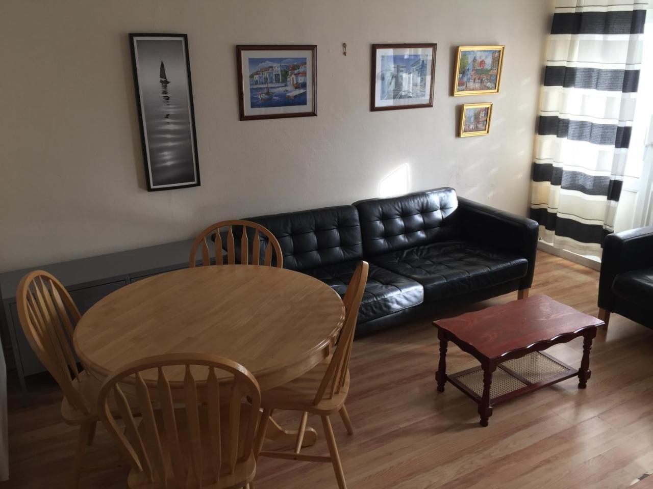 Two Bedroom Apartment in Royal Greenwich 1