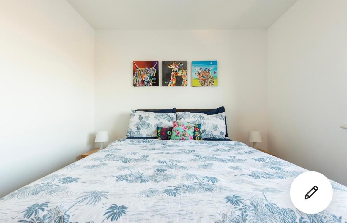 London Skylineviews 2 Bed 2 Bath Flat Near Canary Wharf, O2 & Excel 2