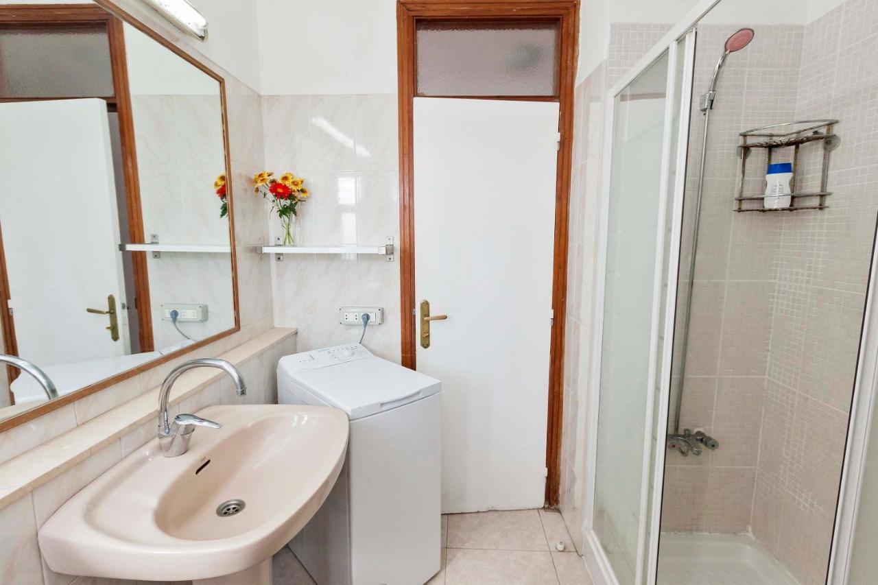 Playa de las Americas Apt 2