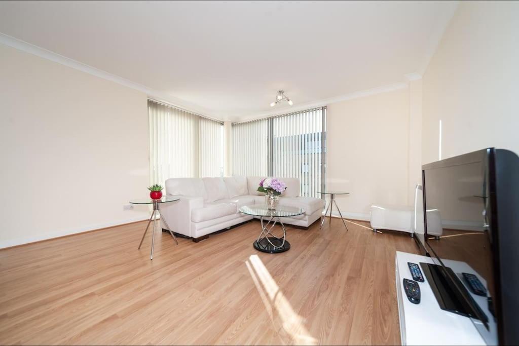 City Waterview 2b2b Lux Apartment 1